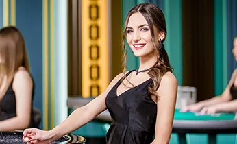 Hỗ trợ khách hàng VNQ8 Nổ Hũ